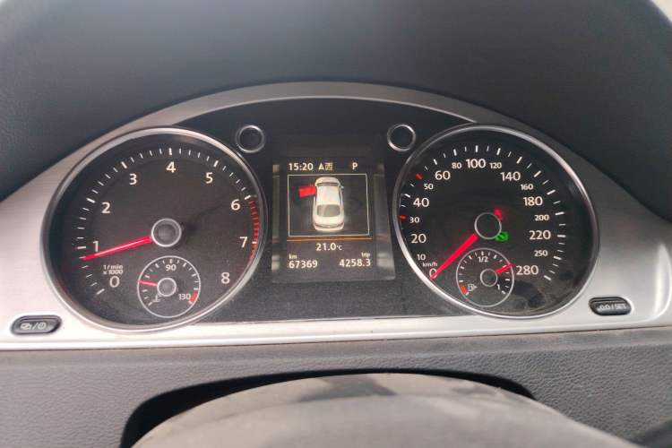 Used Volkswagen FAW-Volkswagen CC 2016 1.8TSI Luxury Model Instrument Cluster