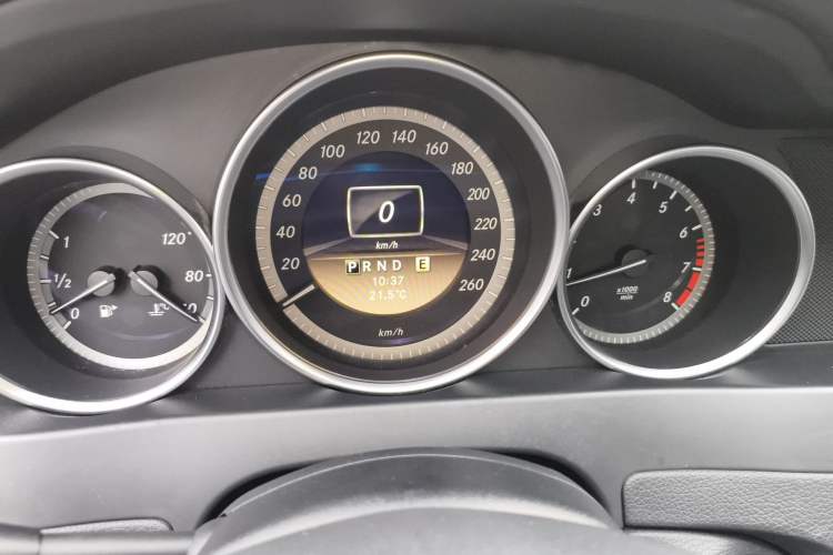 Used Mercedes-Benz C-Class 2011 C 180K Classic model Instrument Cluster
