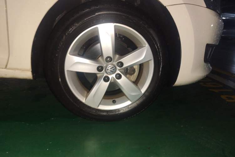 Used Volkswagen Santana 2015 1.6L Automatic Comfort Edition
