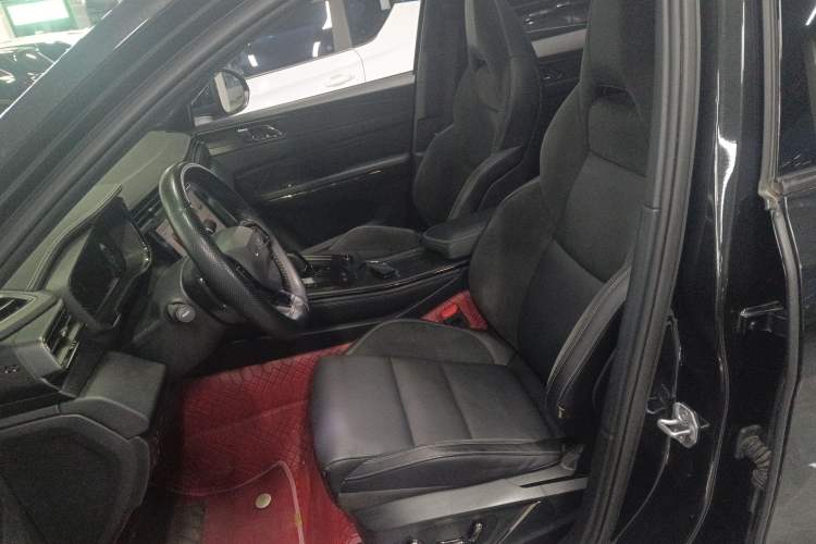 Used Lynk & Co 01 2021 2.0TD Four-Wheel Drive Dark Night Edition