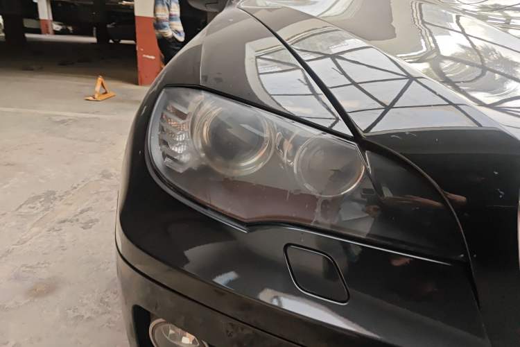 Used BMW X6 2014 xDrive35i Sport model
