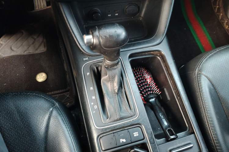 Used Kia Sorento 2013 2.4L 7-seat Gasoline Luxury Edition
