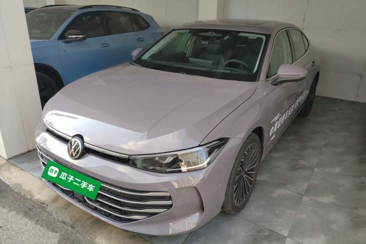 Used Volkswagen Passat 2025 Pro 380TSI Dragon Supreme Edition