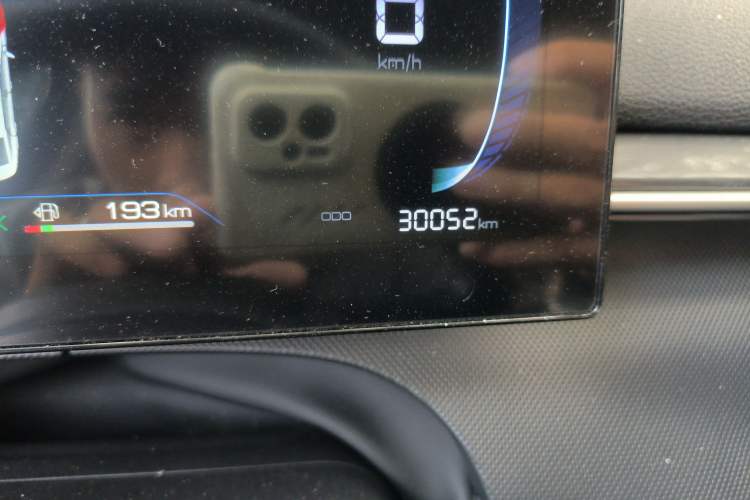 Used BYD Destroyer 05 2024 HONOR Edition DM-i 55KM Luxury Model Odometer Close Up