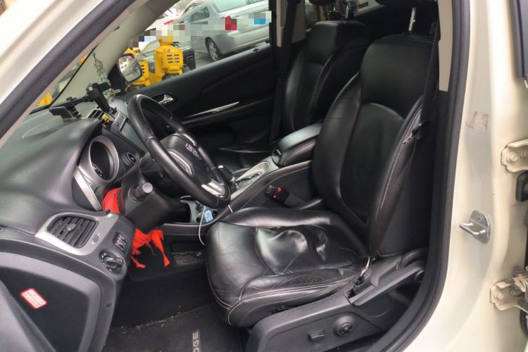 Used Dodge Journey 2013 2.4L Two-Wheel Drive Luxury Version