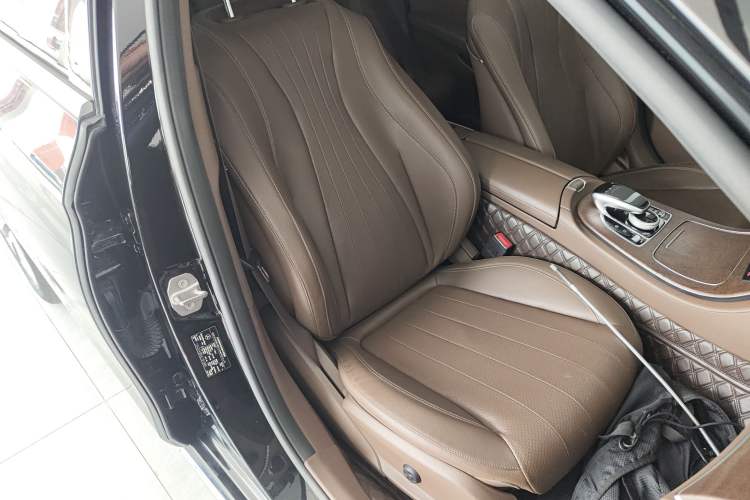 Used Mercedes-Benz E-Class 2018 E 300 L Luxury Model
