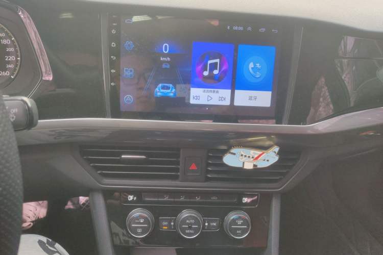 Used Volkswagen Bora 2019 1.5L Automatic Elite Version Audio And AC Panel