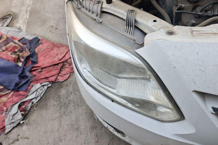 Used Changan Alsvin V3 2012 1.3L Manual Comfort Version China IV Standard