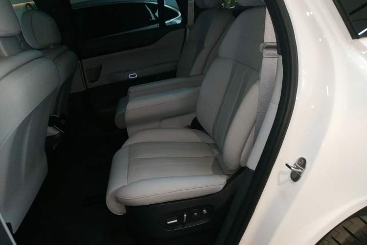 Used Nio ES8 2024 75 kWh