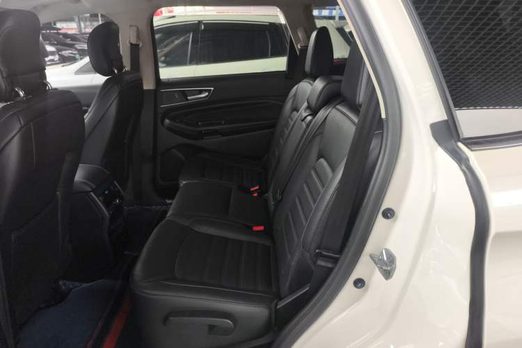 Used Ford Edge 2016 EcoBoost 245 Four-Wheel Drive Titanium Edition 7-Seater