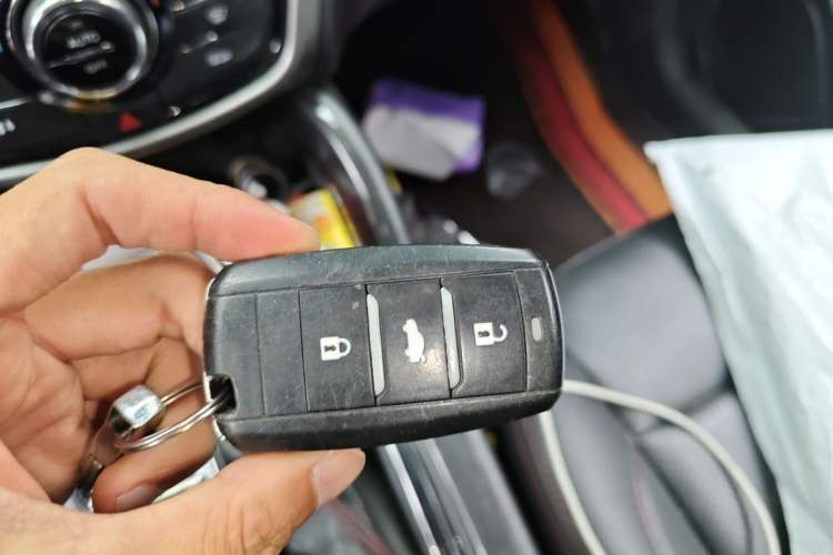 Used CHANGAN CS75 2017 Shangkui Edition 1.5T Automatic Sharp Model
