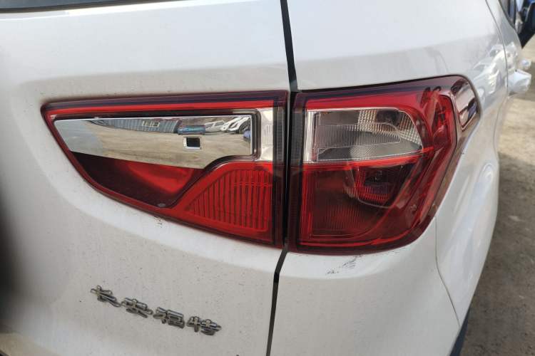 Used Ford EcoSport 2013 1.5L Automatic Fashion Model