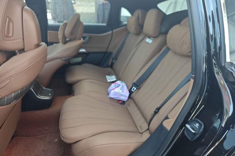 Used Mercedes-Benz E-Class 2025 E 300 L Luxury Model