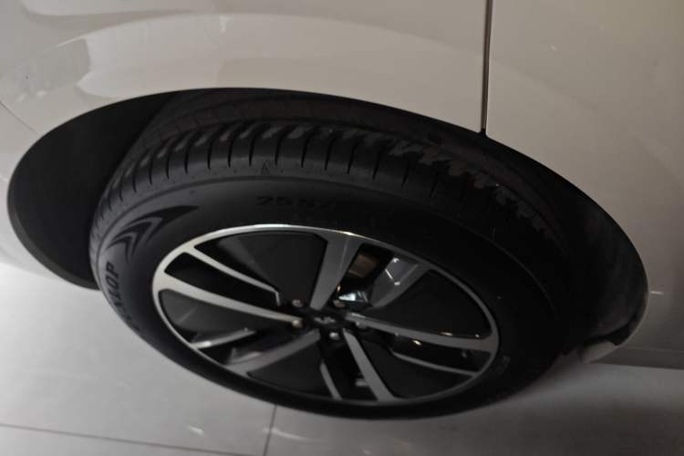 Used Li Auto L6 2024 Pro Model
