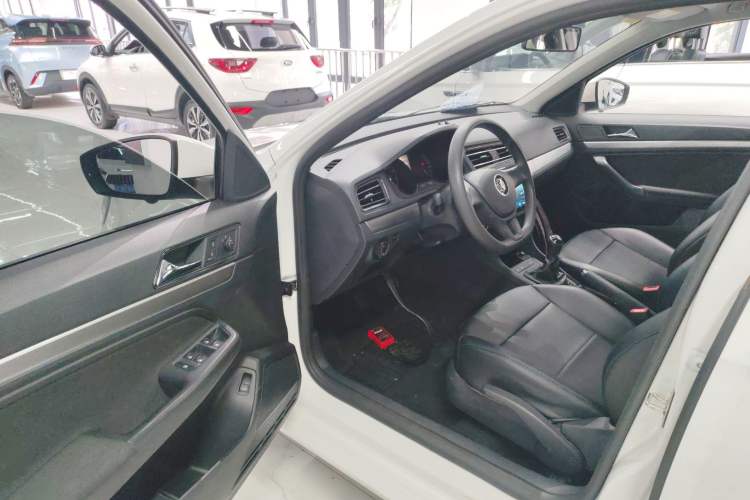 Used Volkswagen Lavida 2019 Lavida Start 1.5L Manual Fashion Edition China VI Standard