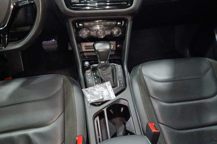 Used Volkswagen Tiguan L 2018 Facelift 330TSI Automatic Two-Wheel Drive Luxury Edition