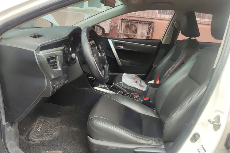 Used Toyota Corolla 2017 1.2T CVT GL Left Front Seat