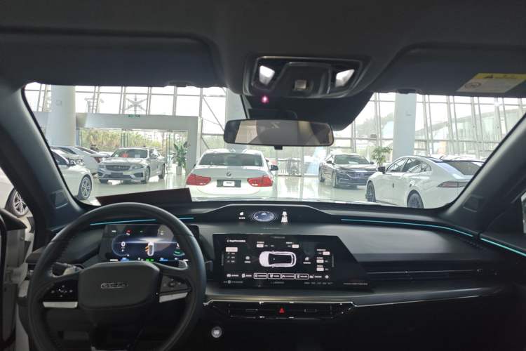 Used Oshan Z6 New Energy 2023 ZhiDian iDD 150KM Flagship PLUS