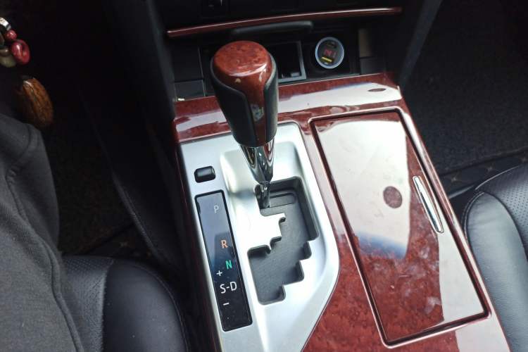 Used Toyota Camry 2013 2.0G Comfort Edition Gear Lever