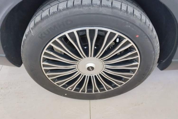 Used Chery Fengyun T9 2025 120 Long-Range Flagship PLUS 7-Seater with Ternary Lithium Battery
