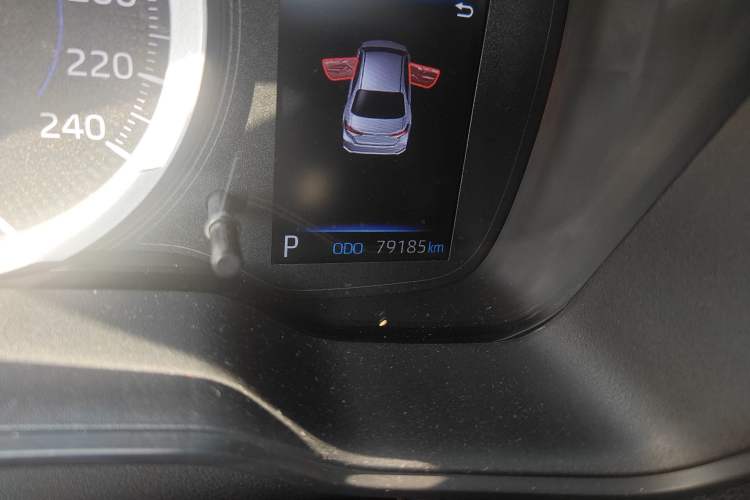 Used Toyota Corolla 2021 Dual-Motor 1.8L E-CVT Elite Edition
