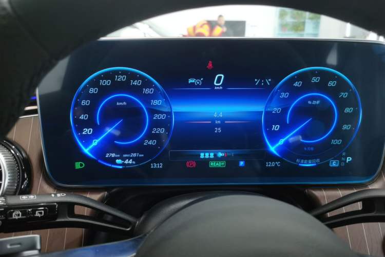 Used Mercedes-Benz EQE SUV 2024 500 4MATIC Pioneer Edition