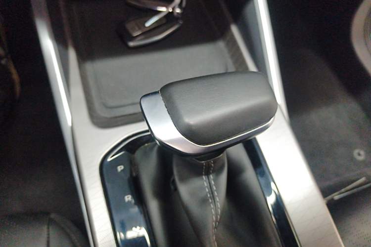 Used Geely Auto Emgrand 2022 4th Generation 1.5L CVT Luxury Model
