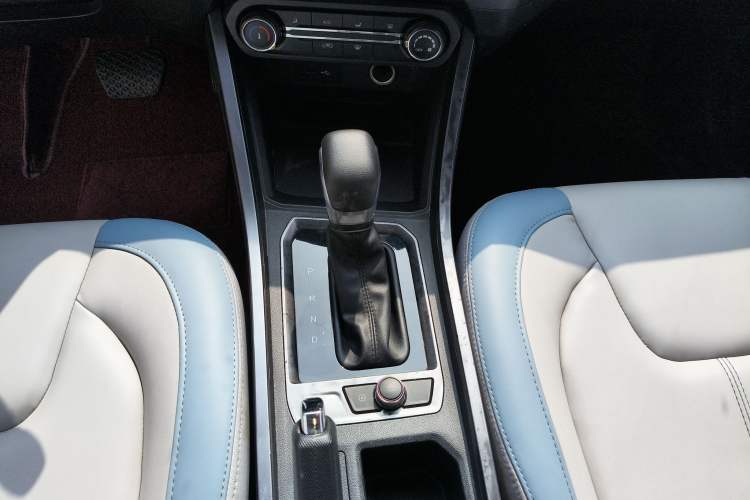 Used Chery Tiggo 3X 2022 PLUS 1.5L CVT Fashion Edition Gear Lever