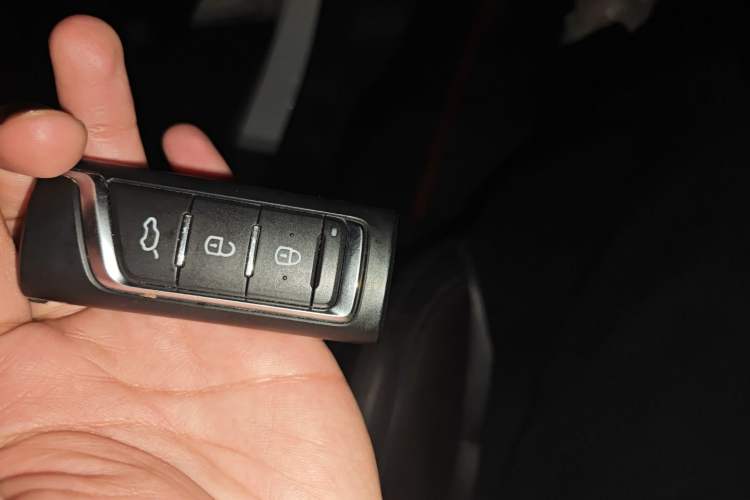 Used GAC Trumpchi GS4 2018 235T Automatic Two-Wheel Drive Luxury Smart Connectivity Millionth Anniversary Edition