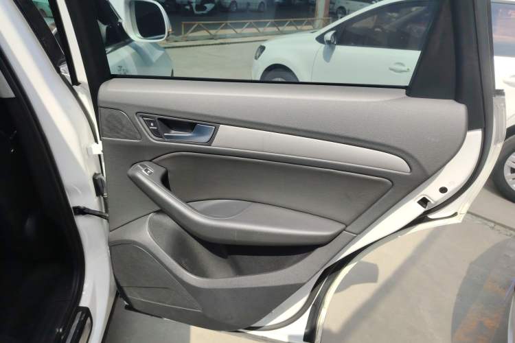 Used Audi Q5 2016 40 TFSI Trendy Edition
