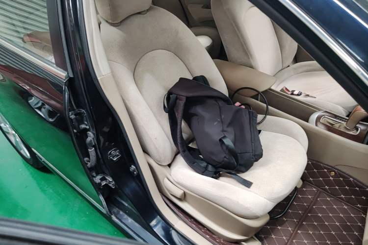 Used Nissan Sylphy 2009 1.6XE Automatic Comfort Edition Right Front Seat