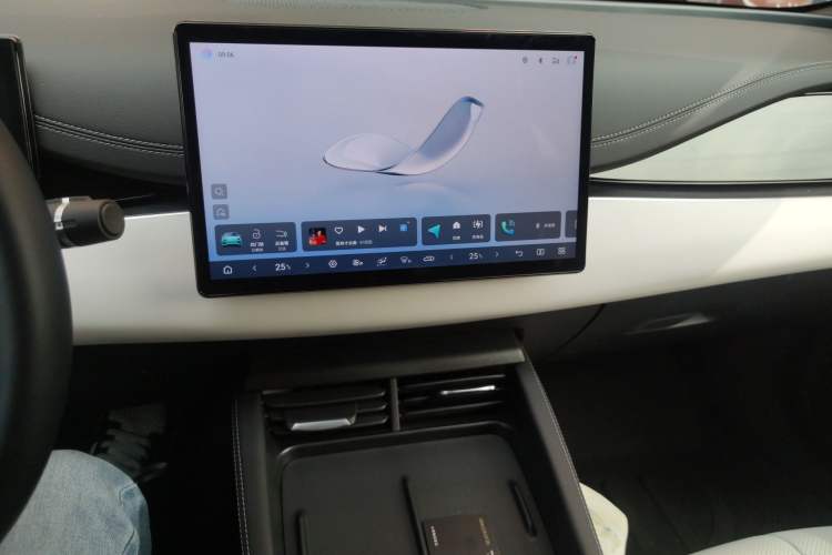 Used BYD Seal 06 New Energy 2025 DM-i Smart Drive 80KM Prestige Model
