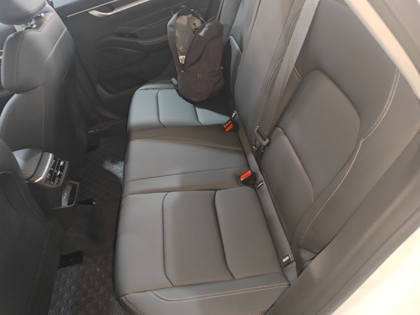 Geely Auto Emgrand 2026 Model 4th Generation 4 Millionth Anniversary Edition 1.5L CVT Feiyue Edition — снимка 20