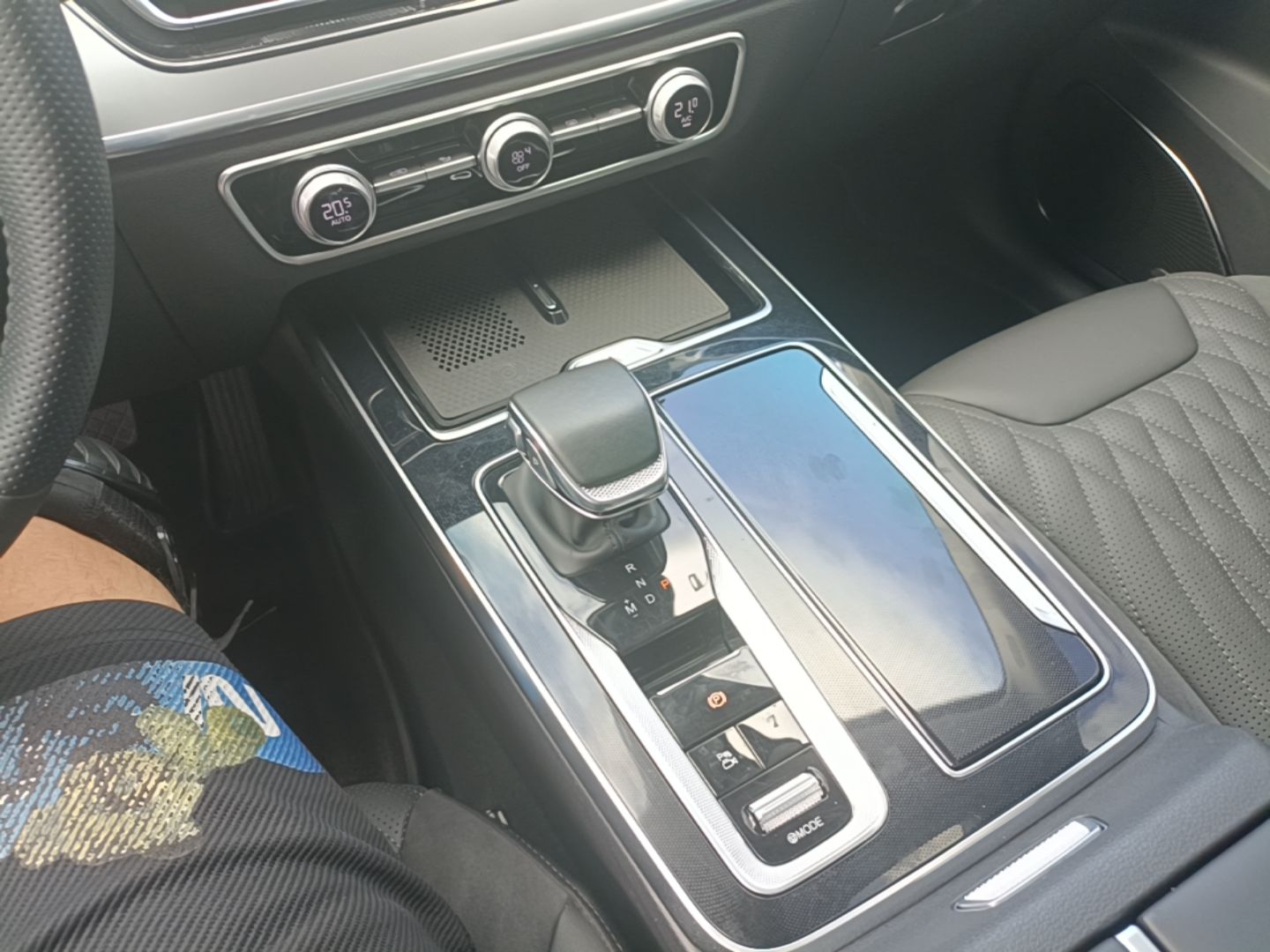 Hongqi HS5 2023 2.0T Qixiang Pro Edition — снимка 16
