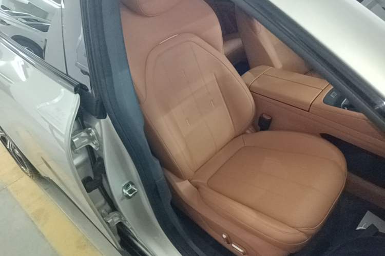 Used Dongfeng eπ eπ007 2025 Model Pure-Electric 565 All-Wheel-Drive Max Leading Edition