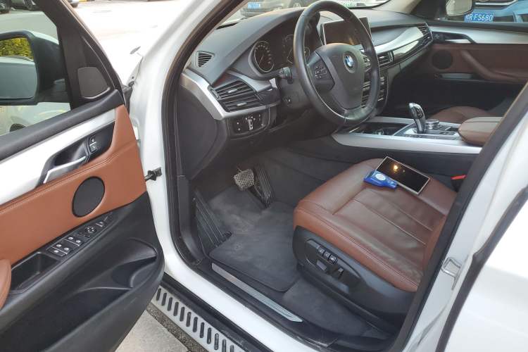 Used BMW X5 2015 xDrive35i U.S. specification
