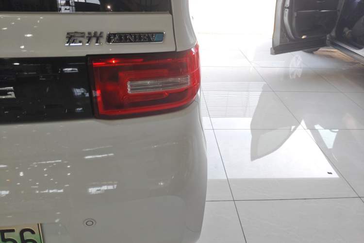 Used Wuling Hongguang MINIEV 2021 Macaron Fashion Model Lithium Iron Phosphate