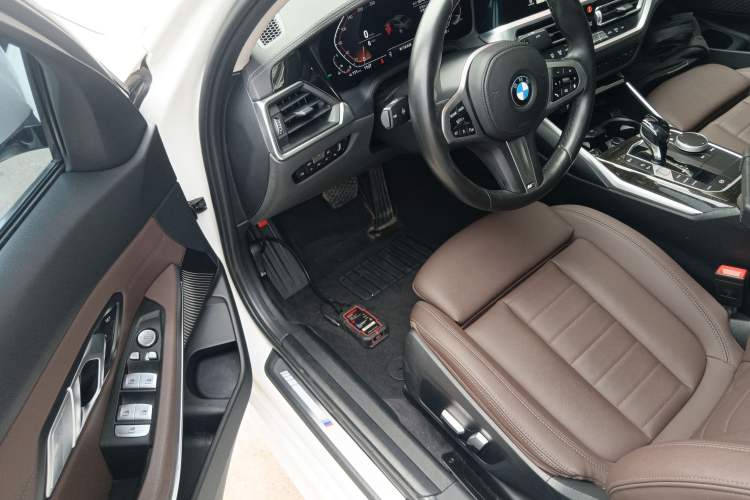 Used BMW 3 Series 2021 Second Facelift 325Li M Sport Package
