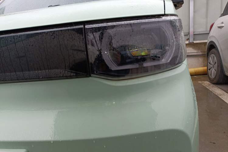 Used Wuling Hongguang MINIEV 2021 Macaron Premium Model – Lithium-NMC
