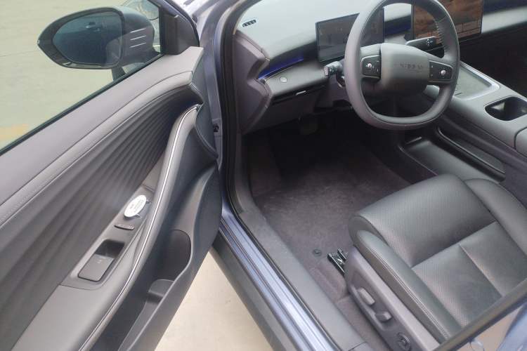 Used Nissan N6 2026 Model 180 Pro Driver Seat