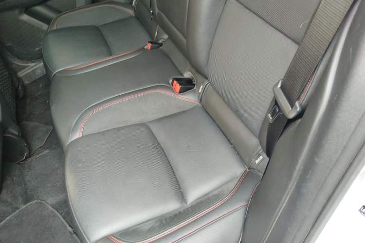 Used Lynk & Co 02 2019 1.5T DCT Two-Wheel Drive Pro Edition China VI Standard Left Rear Seat