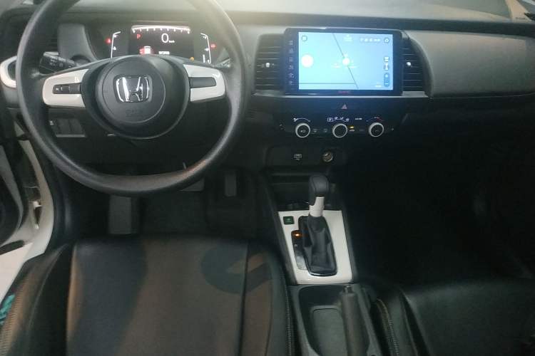 Used Honda Fit 2021 1.5L CVT Trend Edition Center Console