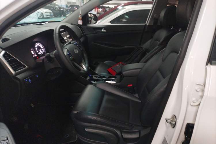 Used Hyundai Tucson 2015 1.6T Dual-Clutch Two-Wheel-Drive Smart Model