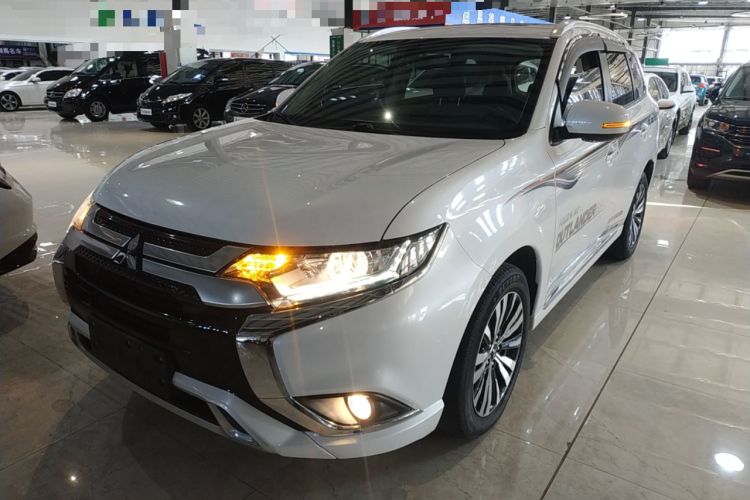 Used Mitsubishi Outlander 2021 Revised Version 2.0L Two-Wheel Drive Enjoyment Edition 5 Seats