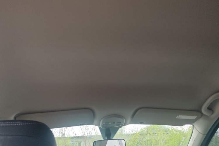 Used Peugeot 408 2013 1.6L Manual Comfort Edition