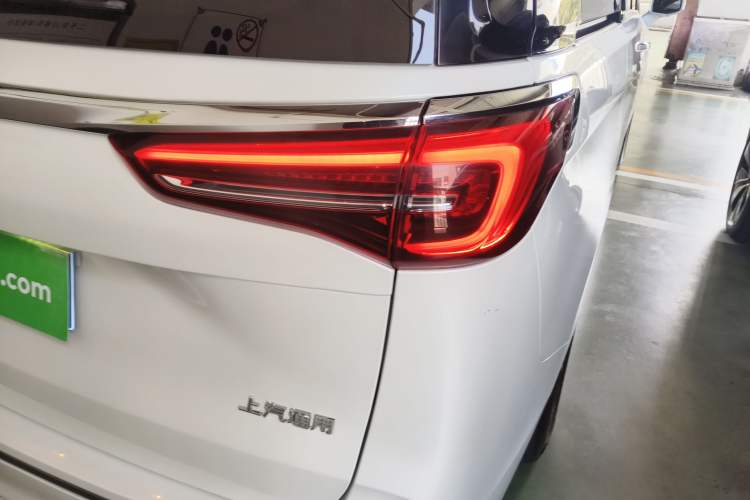 Used Buick GL8 2021 ES Landtrek 653T Luxury Model