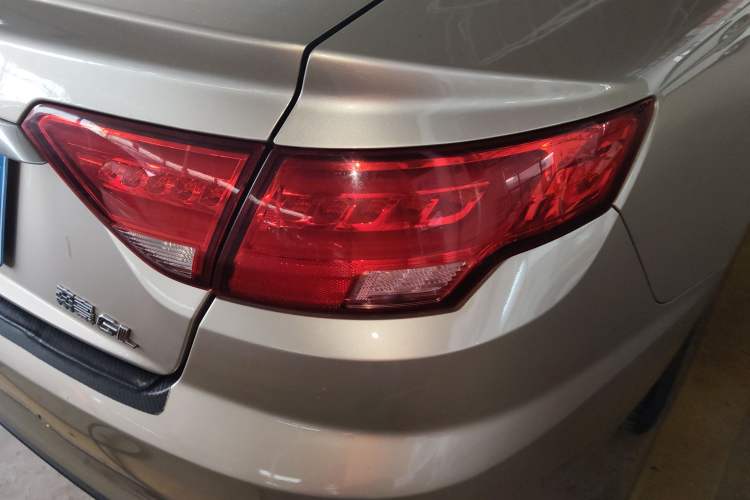 Used Geely Auto Emgrand GL 2017 1.8L Manual Elite Model Right Rear Taillight