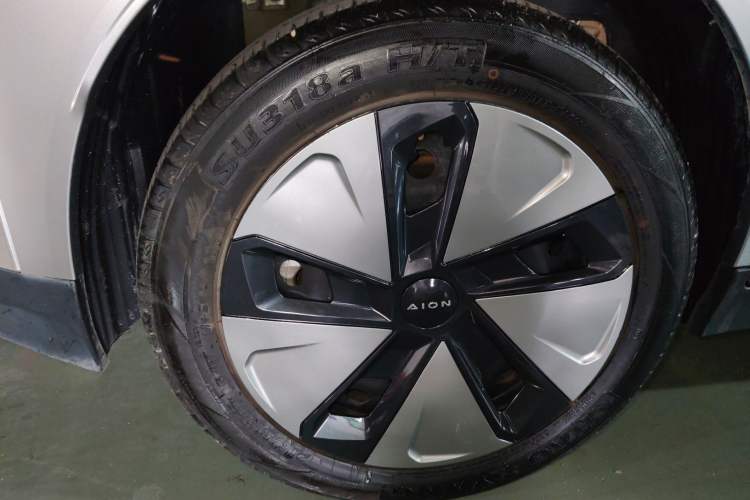 Used AION Y 2023 Plus 510 Enjoy Edition
