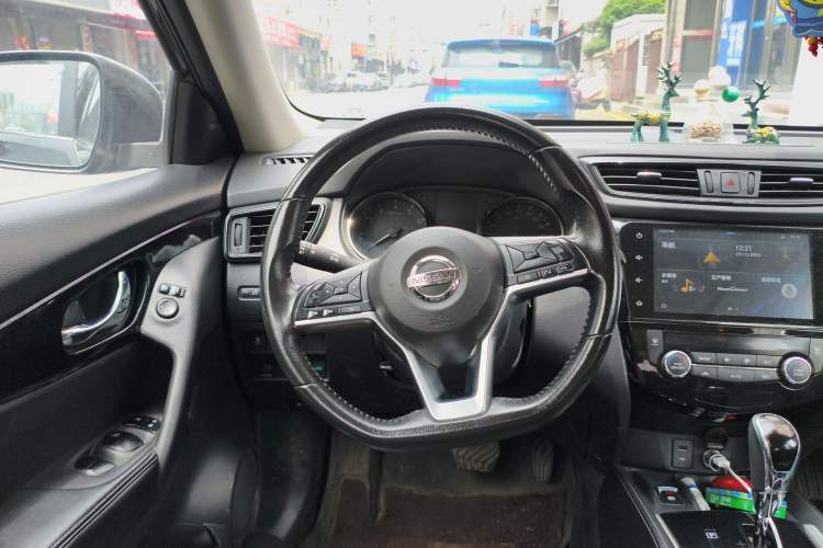 Used Nissan X-Trail 2019 2.0L CVT Smart Connect Comfort Edition 2WD
