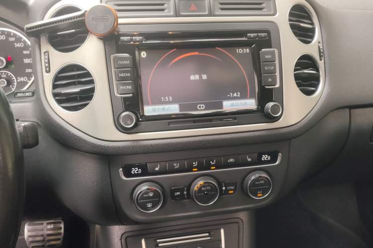 Used Volkswagen Tiguan 2013 2.0 TSI Automatic All-Wheel-Drive Flagship Edition